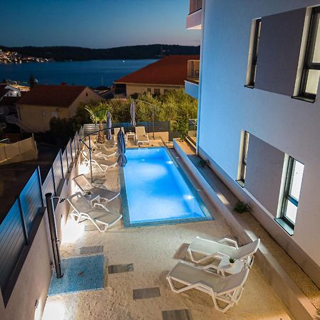 Adriatic Garden Apartments Okrug Gornji Dış mekan fotoğraf
