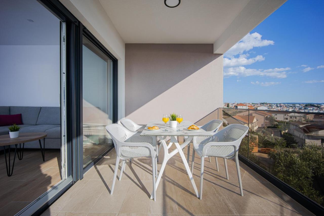 Adriatic Garden Apartments Okrug Gornji Dış mekan fotoğraf