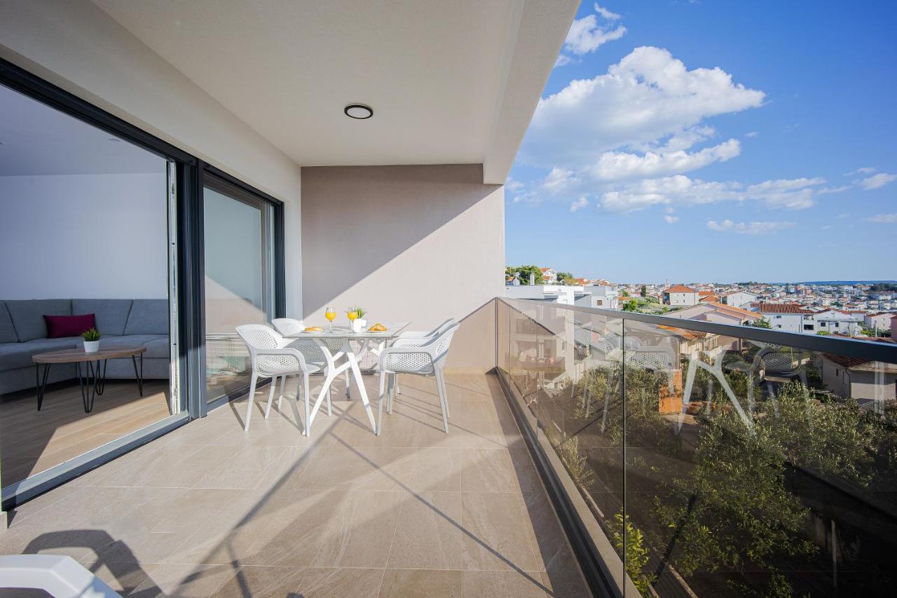 Adriatic Garden Apartments Okrug Gornji Dış mekan fotoğraf