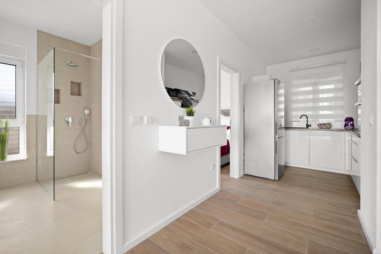 Adriatic Garden Apartments Okrug Gornji Dış mekan fotoğraf