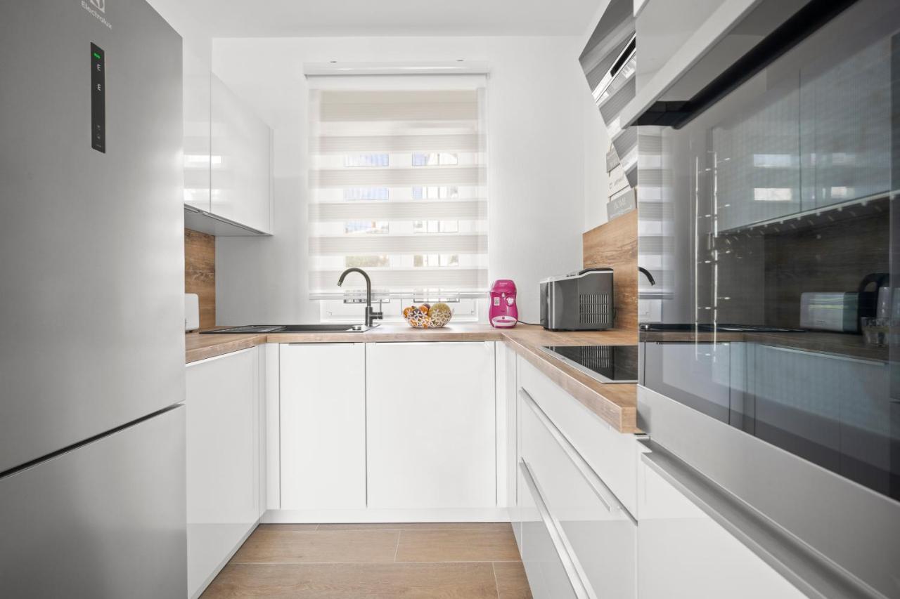 Adriatic Garden Apartments Okrug Gornji Dış mekan fotoğraf
