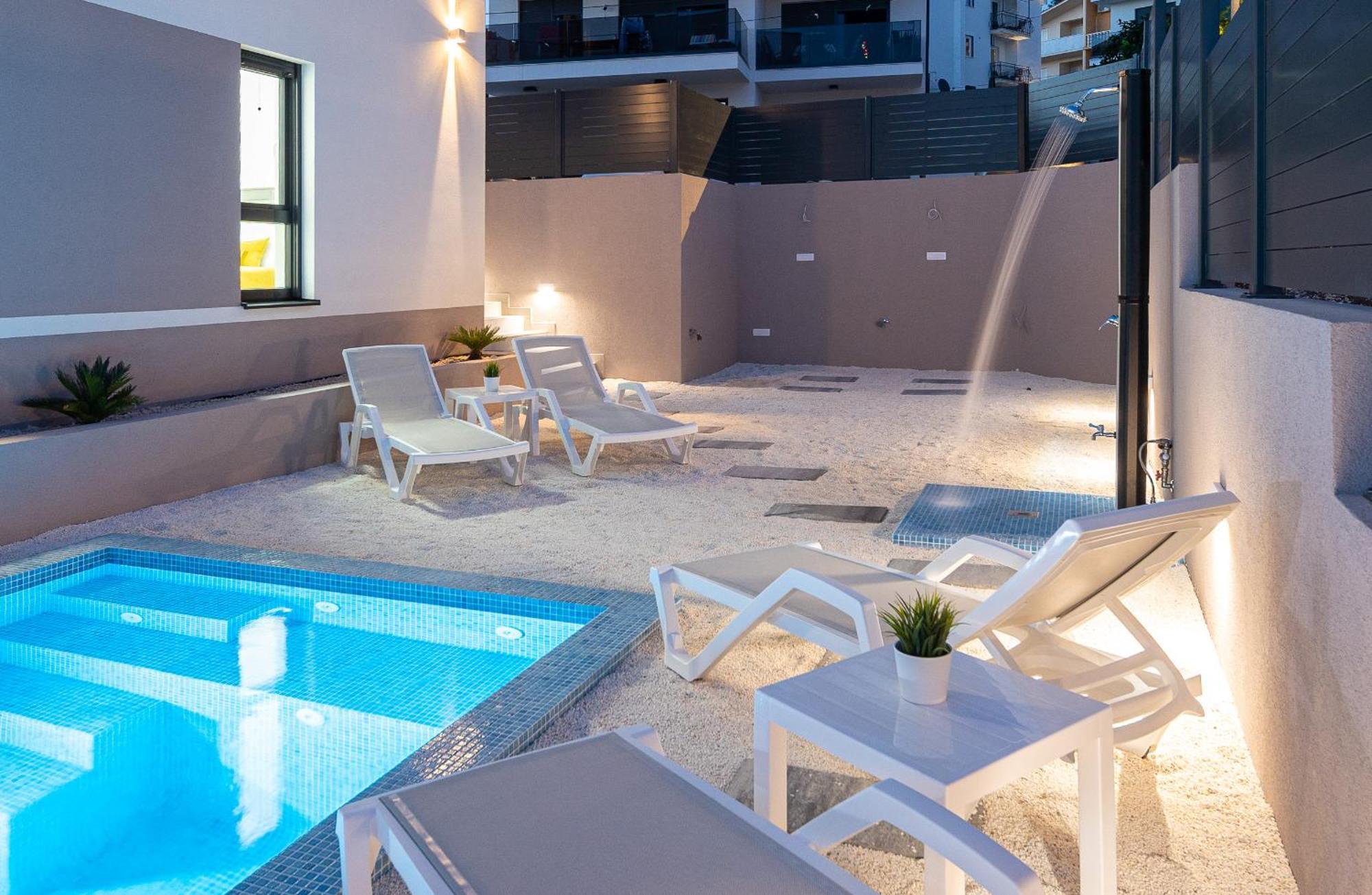 Adriatic Garden Apartments Okrug Gornji Dış mekan fotoğraf