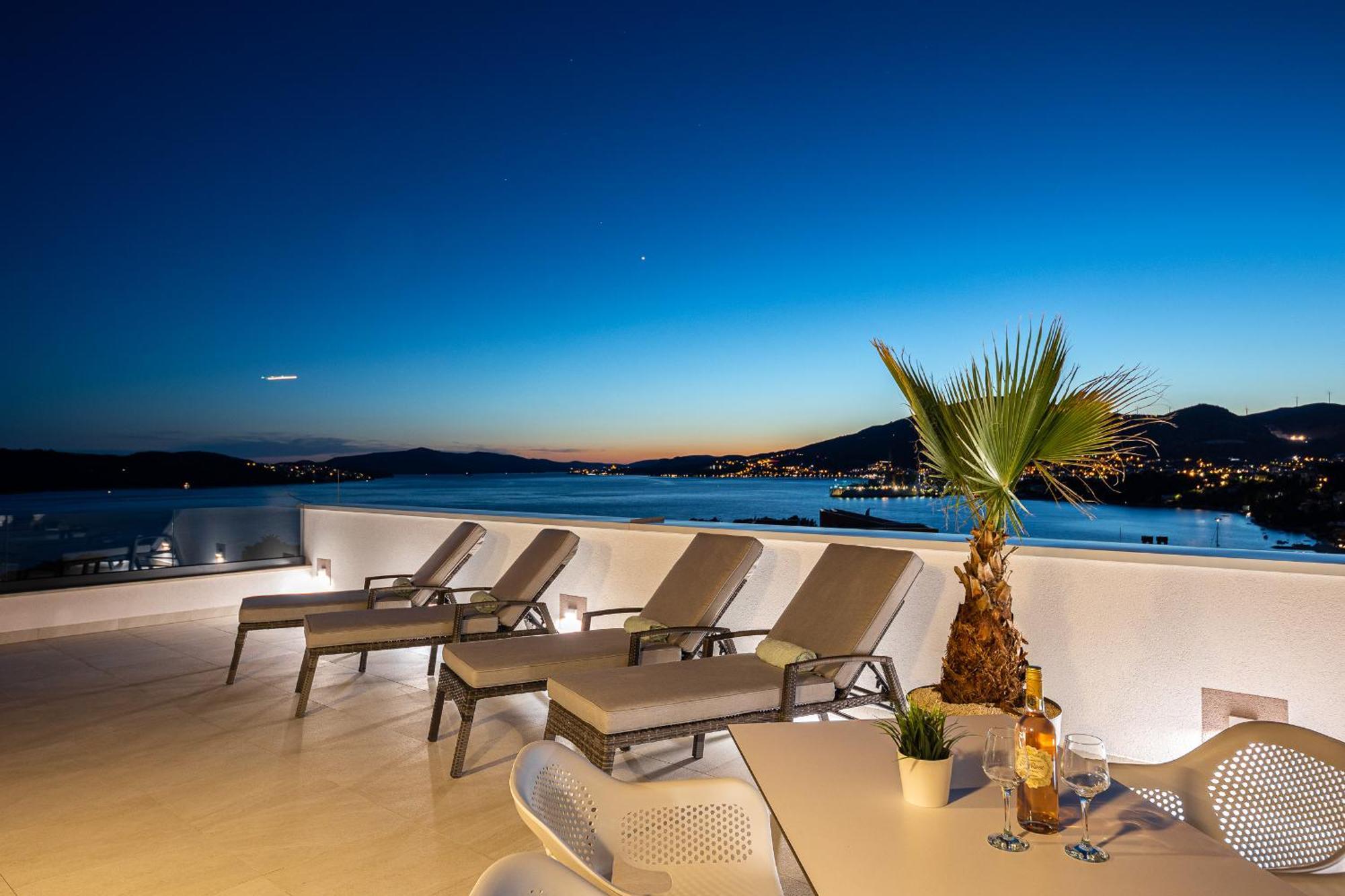 Adriatic Garden Apartments Okrug Gornji Dış mekan fotoğraf
