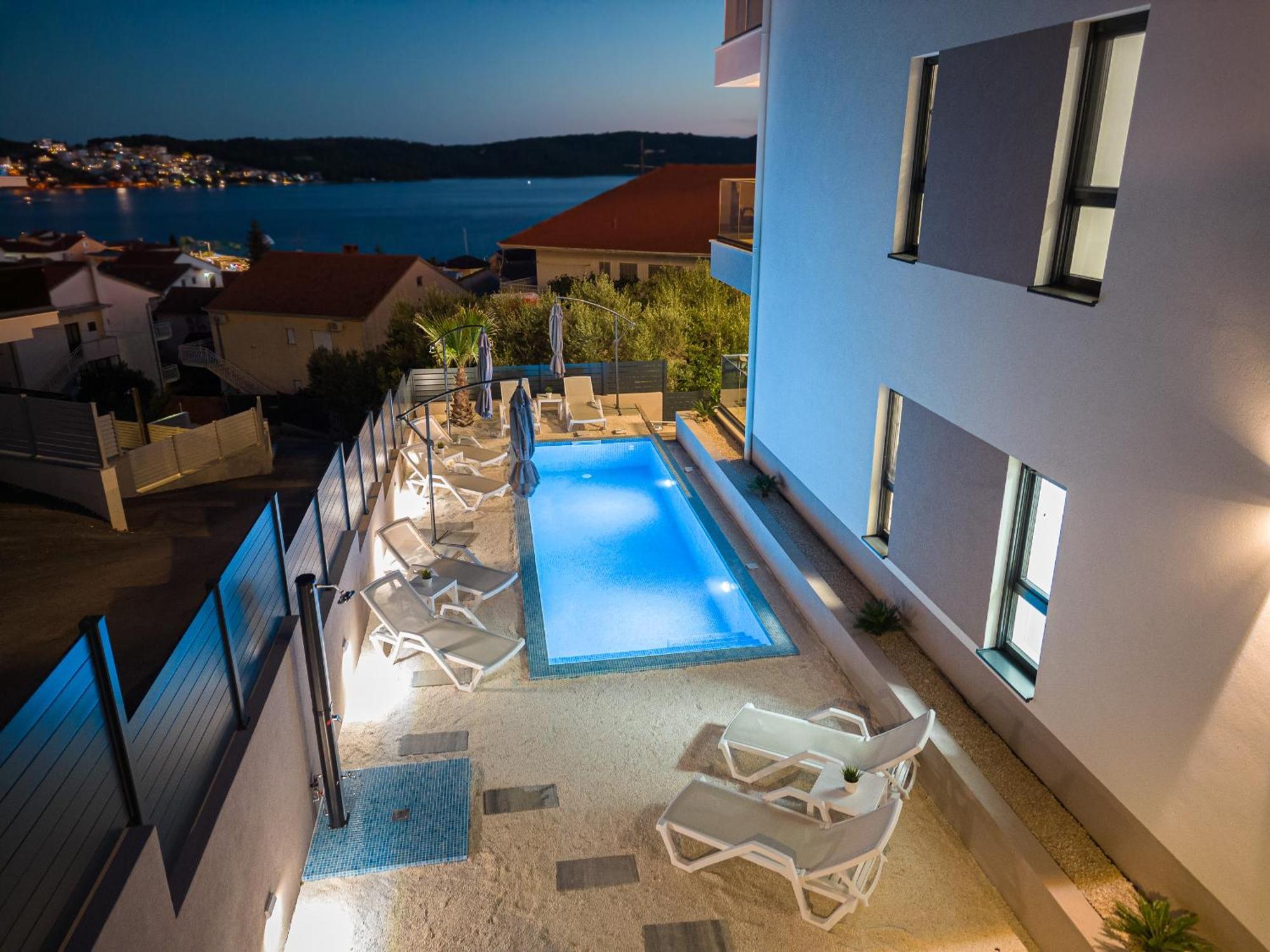 Adriatic Garden Apartments Okrug Gornji Dış mekan fotoğraf
