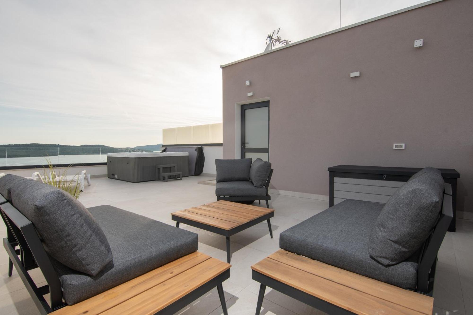 Adriatic Garden Apartments Okrug Gornji Dış mekan fotoğraf